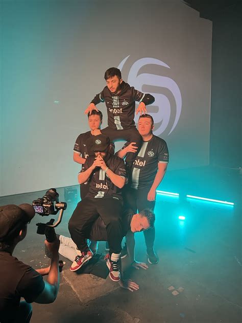 montecristo twitter|montecristo esports.